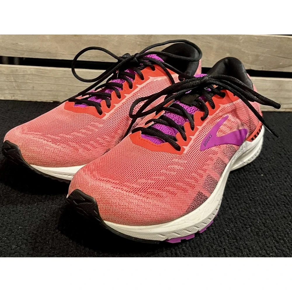Brooks Ravenna Shoes Womens Size 9.5 Pink Orange Running‎ GuideRails 1202861B615